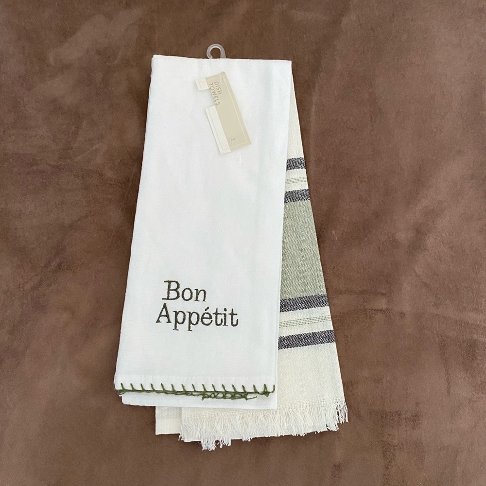 Set of 8 Decorative kitchen towels, assorted as shown in pictures. New with tags - Picture 5 of 8